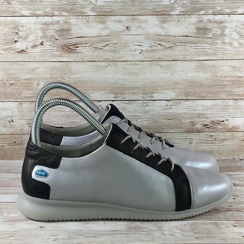 Cloud Footwear Gray Black Sneaker Size 9 (EU 40), runs small (fits like 8.5)